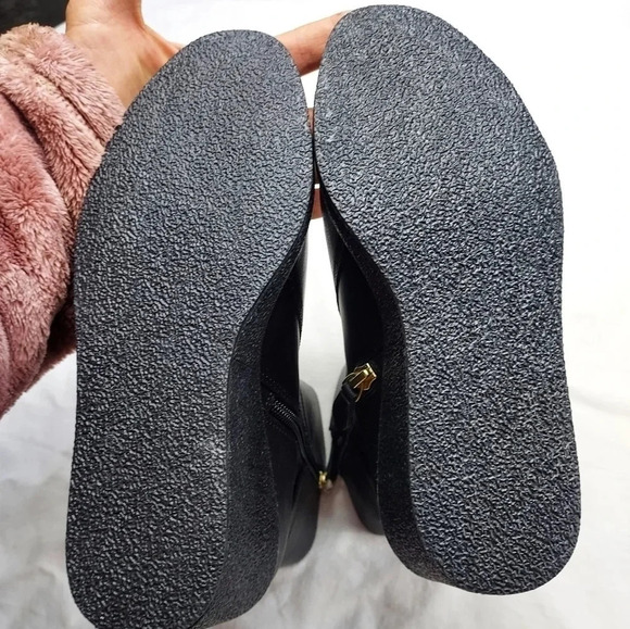 Talbots Rowan Wedge Bootie Leather Size 7M Black Ankle Boot - Picture 3 of 14